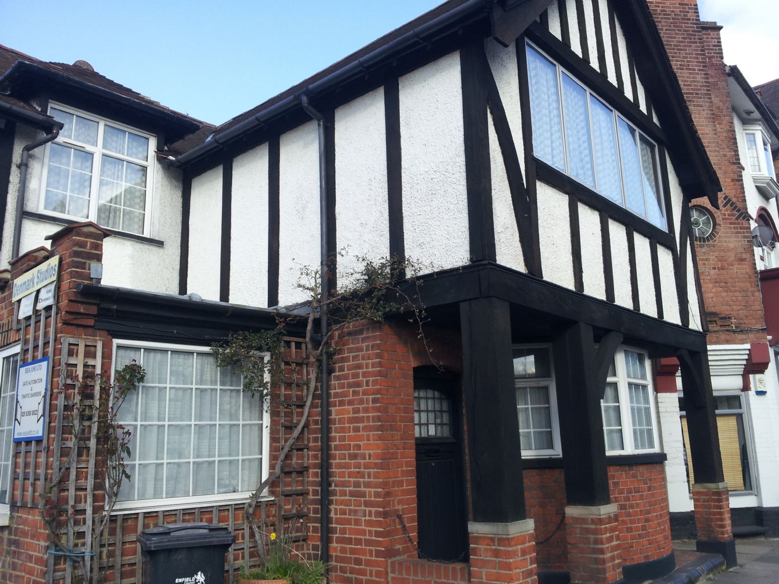 The Grange Way, N21